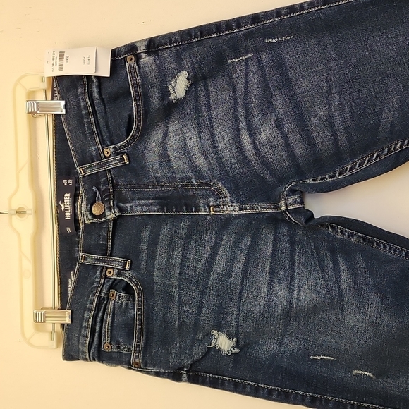 NWT, Hollister California Men's Jeans. - Picture 2 of 14